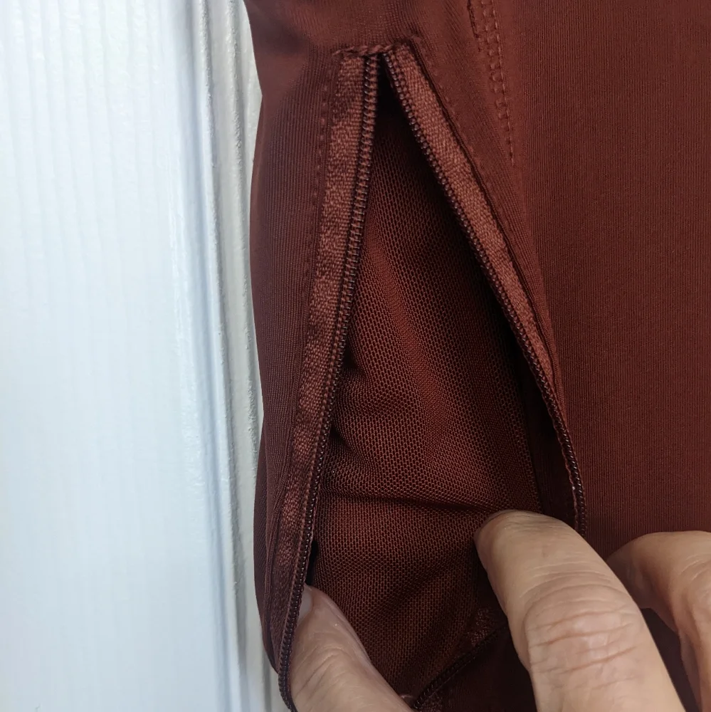 LegEnd Active Leggings - Picture 5 of 7
